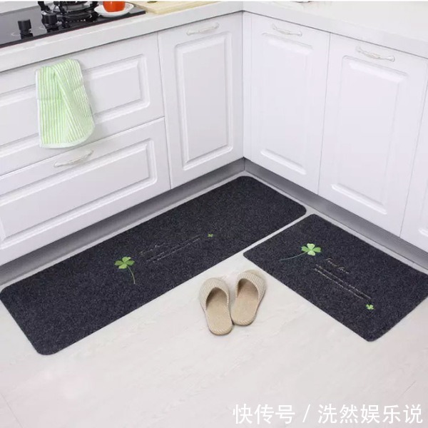 防水|越来越多人不用沙发罩!如今流行下图这样的,一铺上客厅就大变样