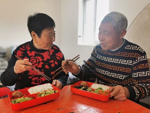 连云区|食有所选、病有所医、老有所乐 解码幸福连云为老服务“三件宝”