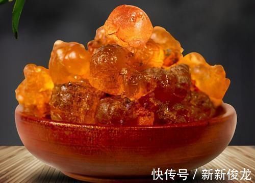 女性|女性不想显老,多吃三种食物,保护皮肤、消除斑块,使肌肤洁白!