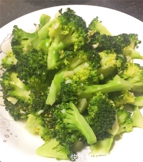 豆角|下班回家炒了四道家常菜,难怪妈妈总担心我在外面吃不好