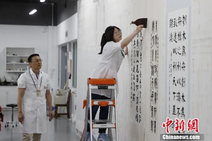 参与|他们在故宫修文物，参与修复传说中的乾隆花园……