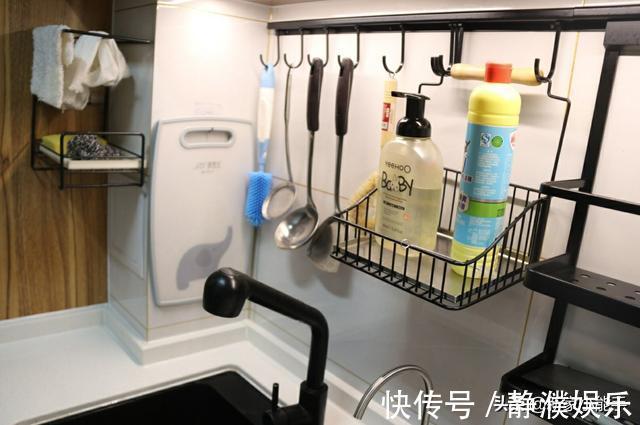 床头|越来越流行不做电视墙，学她家装修，入住三个月生活幸福美满