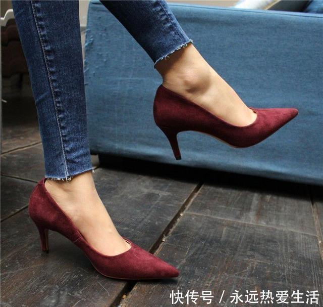 高跟鞋|性感撩人的鞋头,浅浅的高跟鞋有造型感,脚感舒适女人味十足