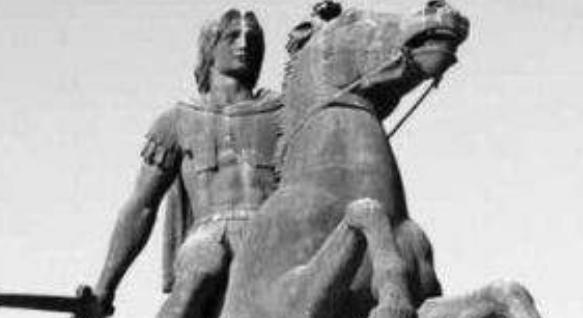 看错|他宣称要拿下中国,在东征时却看错地图到了邻国,结果邻国被灭国