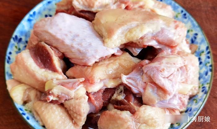 鹅肉|秋季要多吃鹅肉,蛋白质比牛肉高,营养滋补降秋燥,炖一锅真解馋