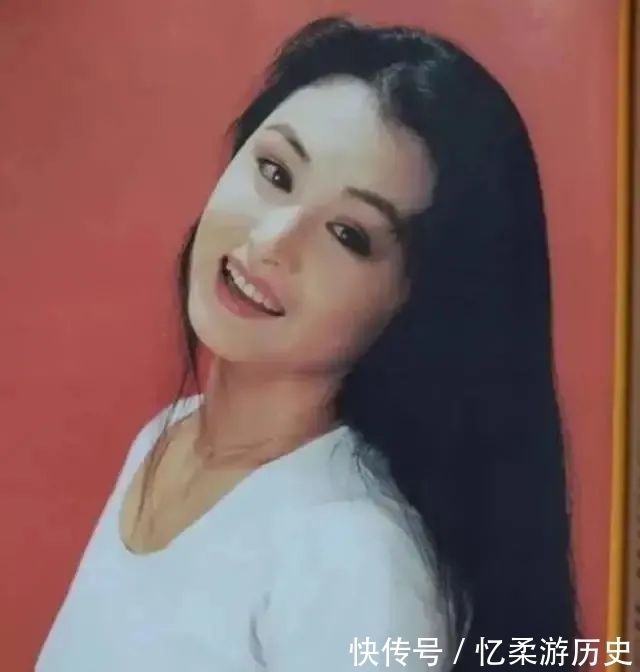 谢大脚|全红婵与于月仙:女人背后的无形恐怖力量
