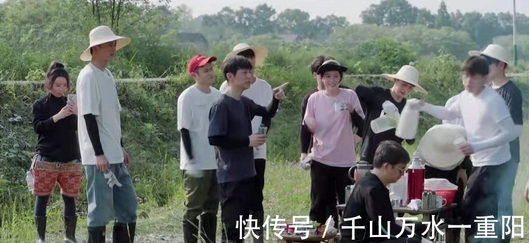 最佳女配|兩次做客《向往的生活》,兩次被“忽視”,我卻看到了維嘉的清醒