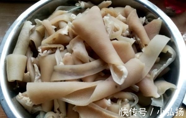香叶|我想扔的“垃圾”被姐夫做成了下酒菜,老公下班后拎酒奔向他家