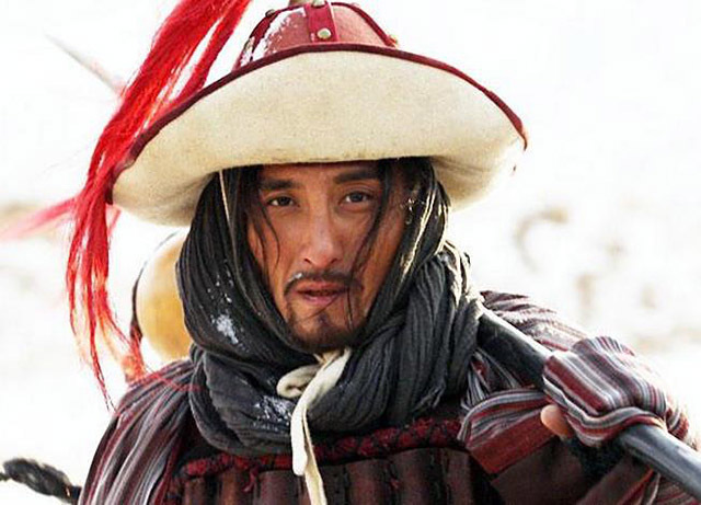 水浒传!林冲80万禁军教头,现代相当于什么职位我们都被骗了几十年