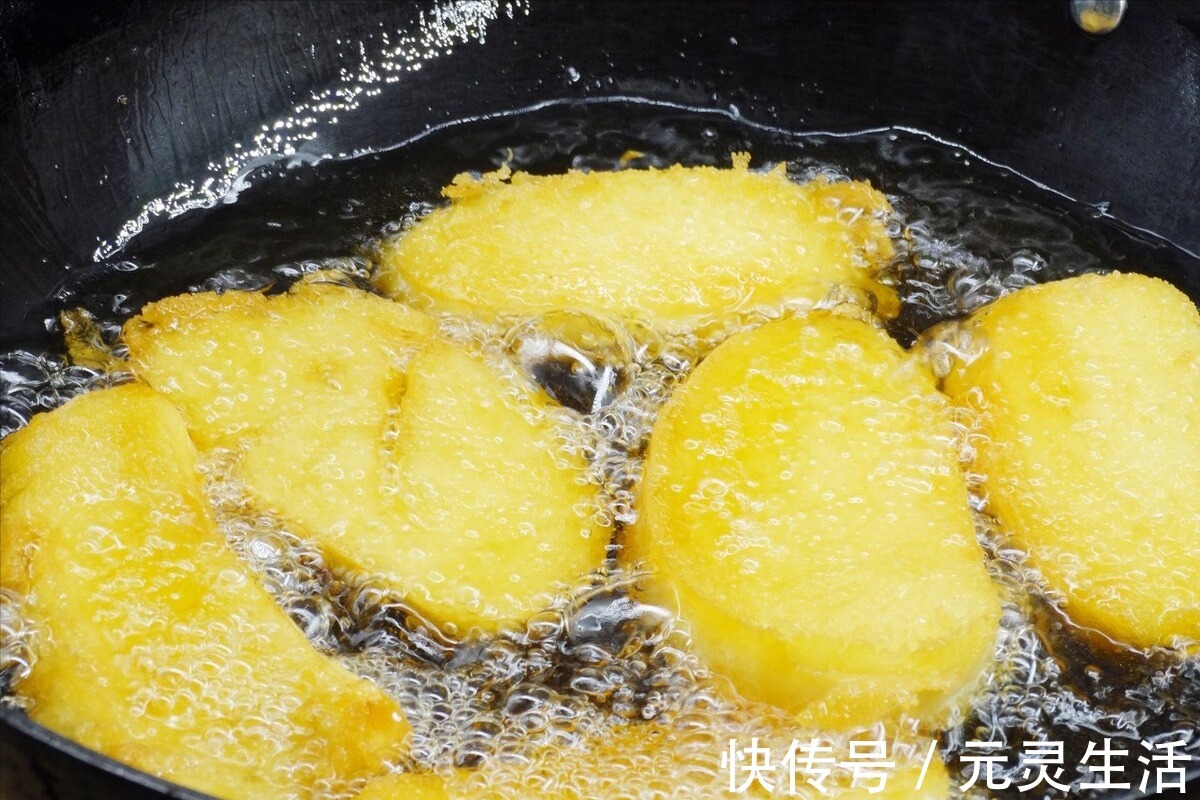 盐水|炸馒头片直接裹蛋液难怪吃着很油腻，多加1步，外酥里嫩不吸油
