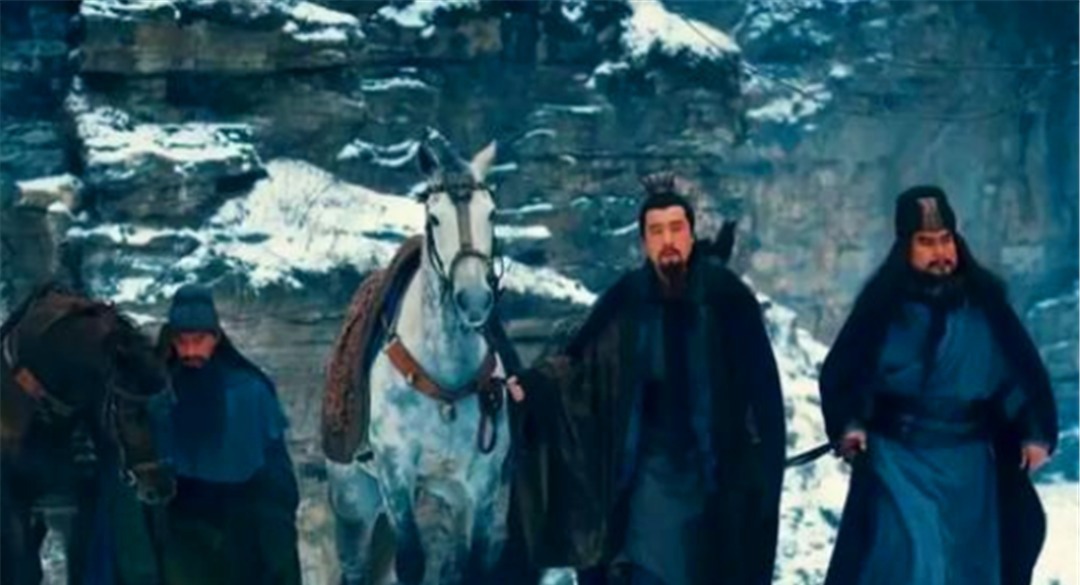 五虎上将|刘备请卧龙迎凤雏，坐拥五虎上将，可谓兵强马壮，为何难统三国？