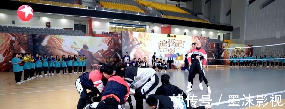 上线13天热度第一,话题量7.1亿,这部综艺凭什么拿到流量密码?