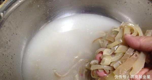 中国是“尴尬”的菜,他曾经是老一辈人的爱,但现在却无人知晓