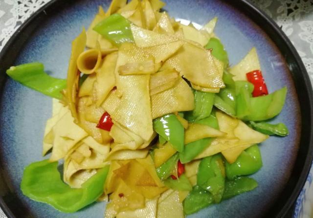 夏天到了，少吃猪肉多吃它，1斤才3块，高蛋白低脂肪，比肉还香