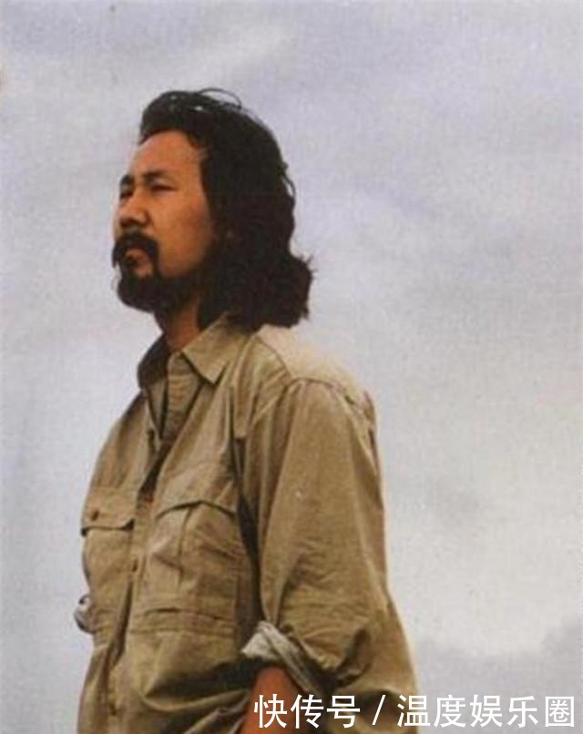  酒楼|歌手腾格尔“喝垮了”酒楼、“喝走了”妻子、“喝完了”钱财