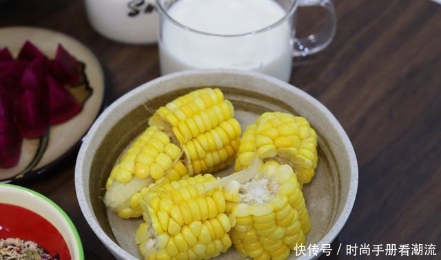 早餐|俩孩子的早餐,中西合璧超快手,孩子说天天吃也不会腻,太丰盛