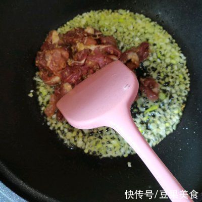 厨房小白零失败的西北特色家常炒面??