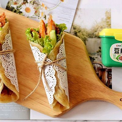 招牌|#一勺葱伴侣，成就招牌美味#十分钟快手早餐 之手抓饼