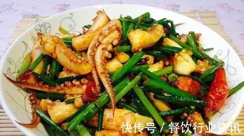 我做了5菜1汤，荤素搭配，朋友吃完都让我开餐厅！