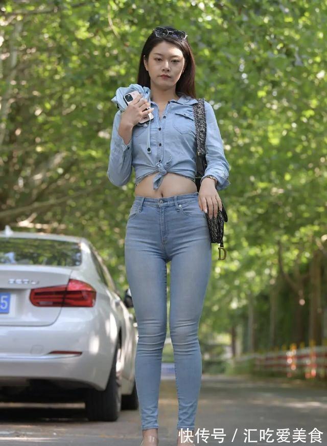 小蛮腰 勒出“游泳圈”!腰部有肉选择低腰牛仔裤,多少还是有点没想明白
