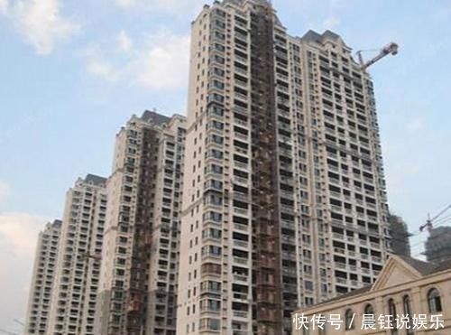 二线城市|2020年明明房产过剩，为何房价还在“硬撑”开发商说了大实话
