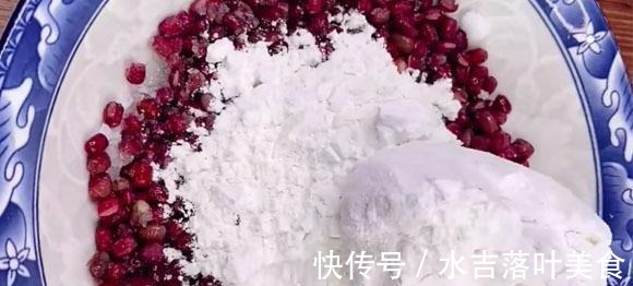 这小饼，不煎也不炒，几分钟就做好营养很高，小姐姐吃最好了！