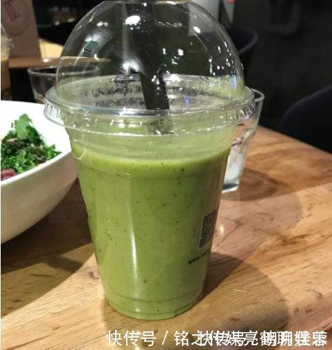 脾胃|3种辅食别再给娃吃,孩子脾胃要“停工”,儿科医生放过孩子吧