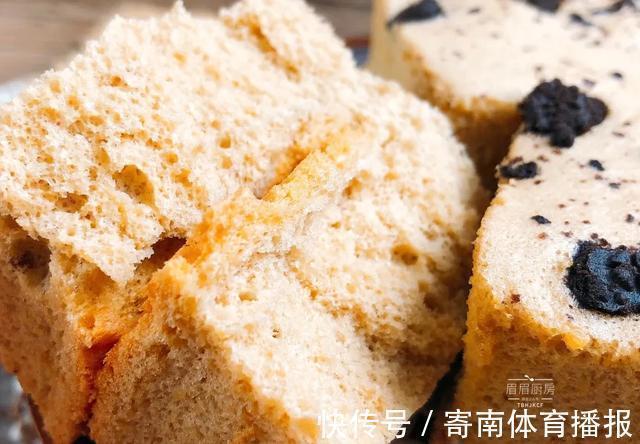 不用烤箱，一把平底锅就能做，店里一盒好几十，在家10块搞定一盘