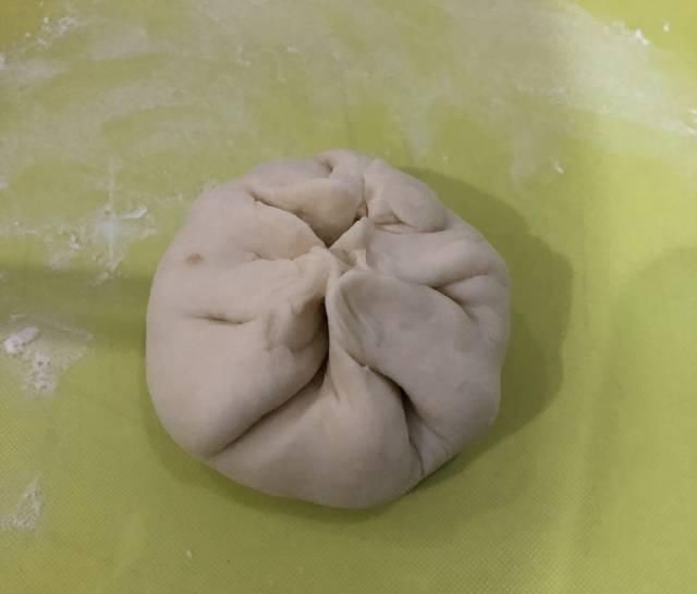 好吃|牛肉馅饼,和馅时里面多加一物,好吃还不腥