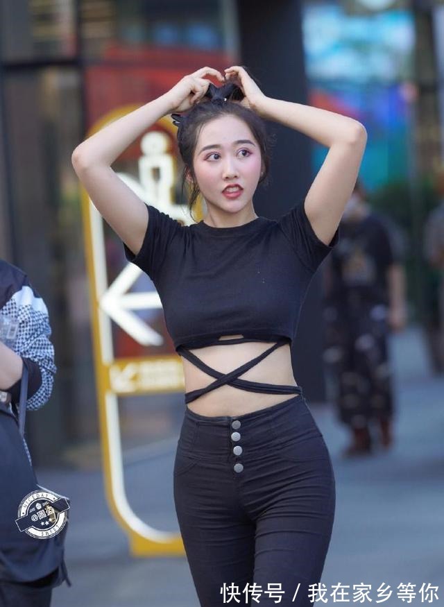 美女 柔美多姿的打底裤美女，让身形美感提升，非常迷人！