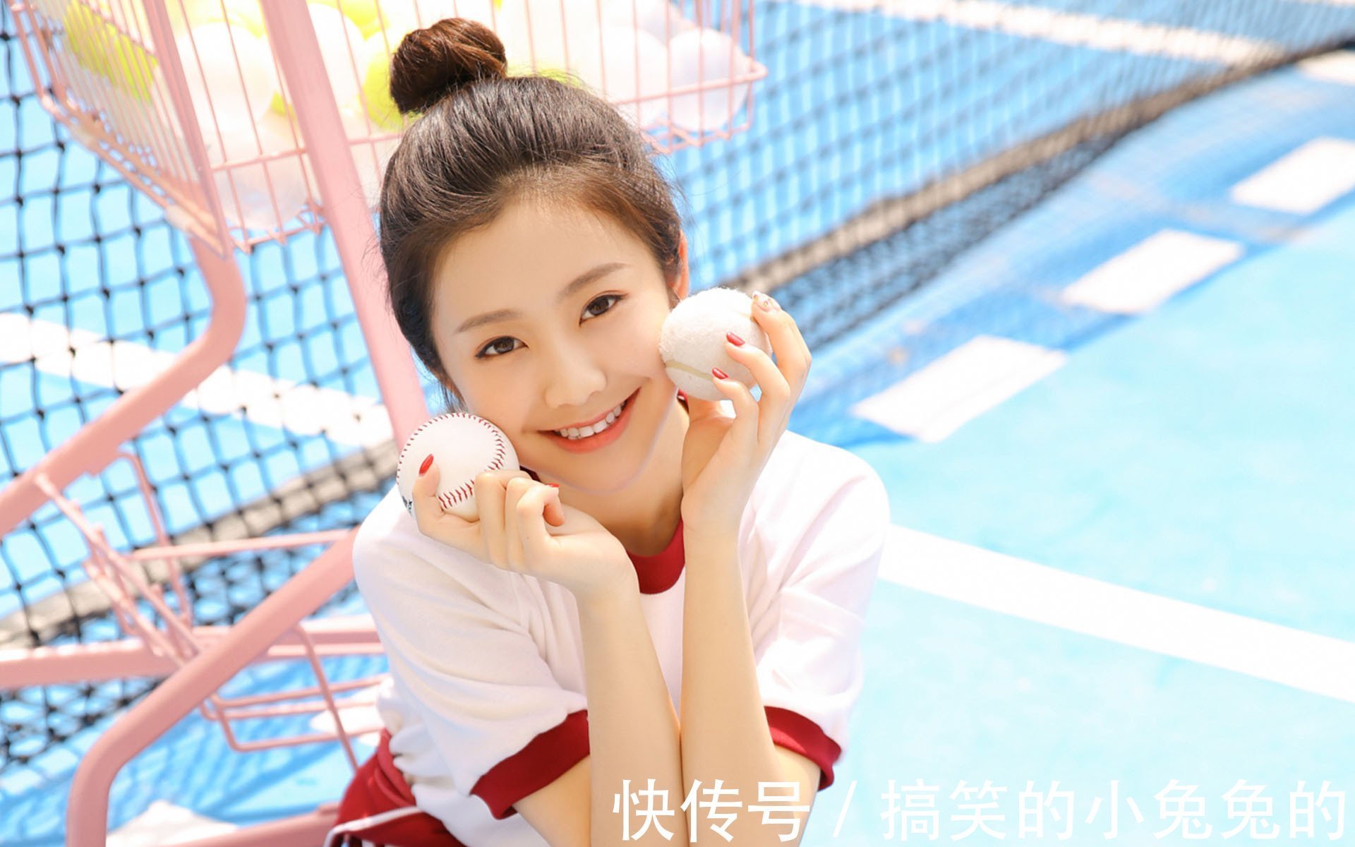 |搞笑GIF段子:对于公鸡来说,开车啥的都不叫事