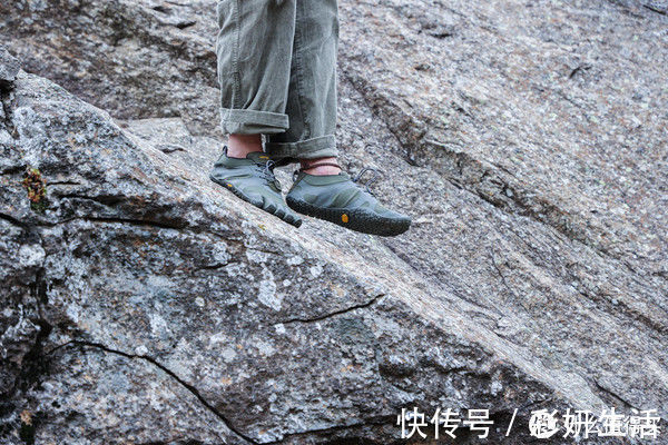 vibr他们说,你就是丑?他们也说,你就是科技!那五指鞋,你到底是什么?看我捋清了没!
