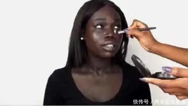 非洲女人用多少BB霜才能变白？化妆结束后，这效果绝了！