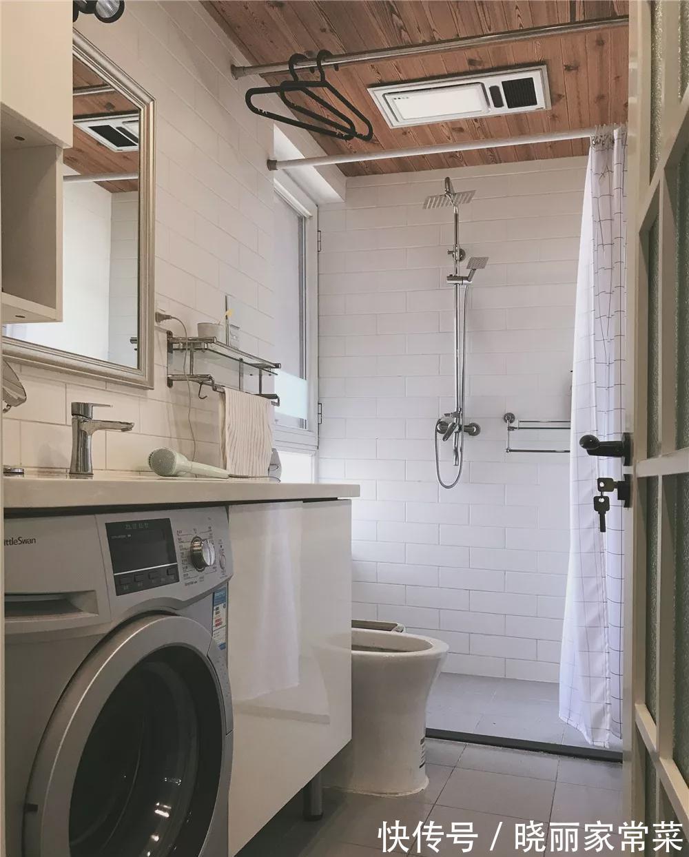 柜子|66平的轻奢风小户型二居室,简洁的基础上,客厅多了好些储物空间