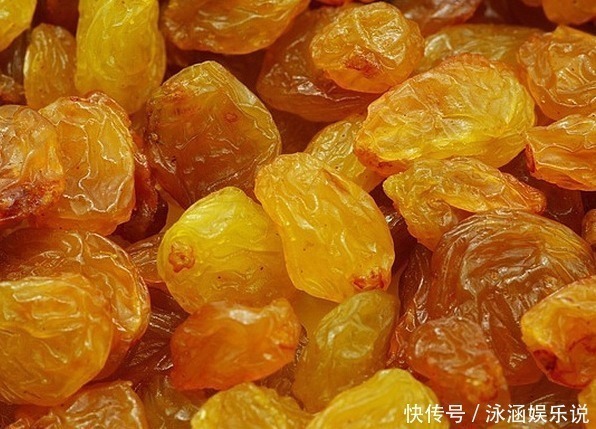 孕妈|孕阶段,孕妈可以常吃4种“零食”,能预防贫血,促进宝宝发育