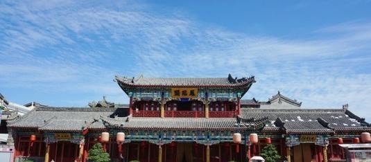 凤临阁|七律·游龙戏凤与凤临阁