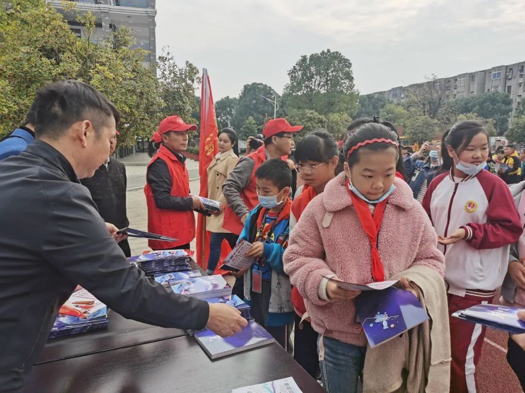 全民科学素质行动计划纲要|黄陂区科协开展新时代文明实践·科普进校园志愿服务活动