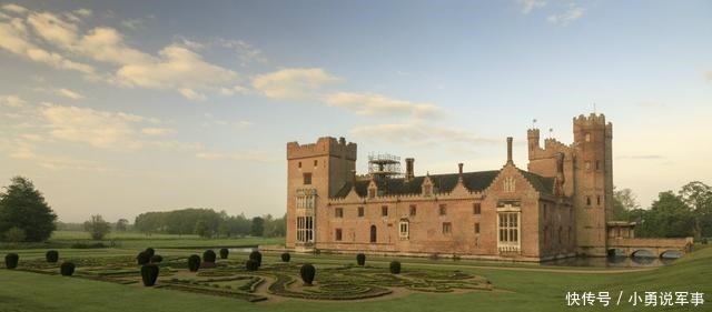 世纪|古堡翻修,考古学家从老鼠洞里找出15世纪孤本书,之前仅一册