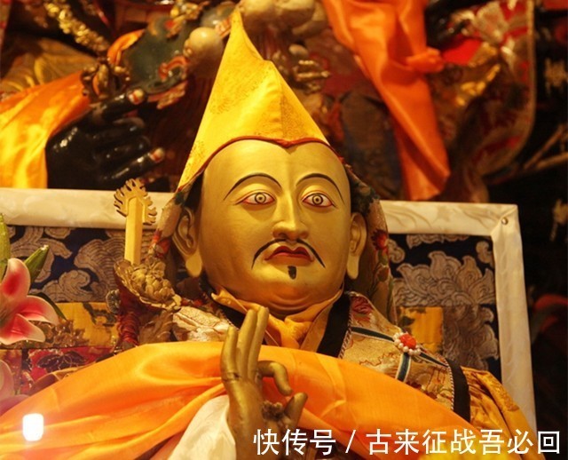 达赖@“达赖”与“班禅”究竟是什么关系?二者谁的地位更高?