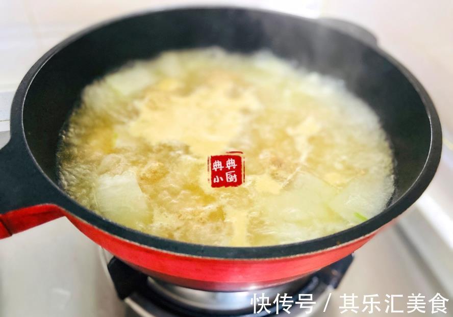 好吃|好吃不胖的冬瓜肉圆汤,鲜美嫩滑,天热做起来