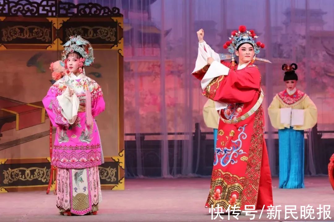 上海越剧院|在中国大戏院，细数上海越剧院的“锦瑟年华”