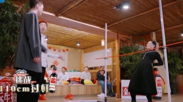 楊洋曾在節(jié)目中和素人女孩做游戲時, 不經(jīng)意間暴露了人品!