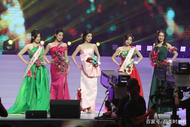 比賽|亞姐2021選美結(jié)果出爐，冠軍爆冷獲兩獎(jiǎng)，俗氣旗袍遭吐槽