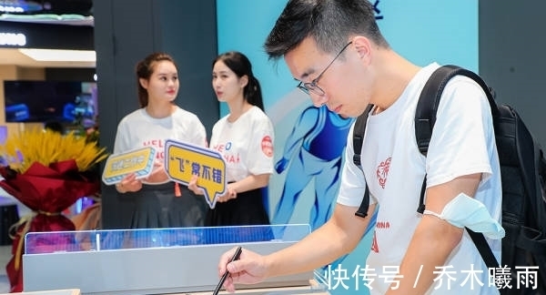 科大讯飞|科大讯飞十店齐开,AI爆款终于来了?