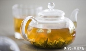 家里有痛风患者要牢记,3种多吃,6种不吃,保证痛风不再犯!