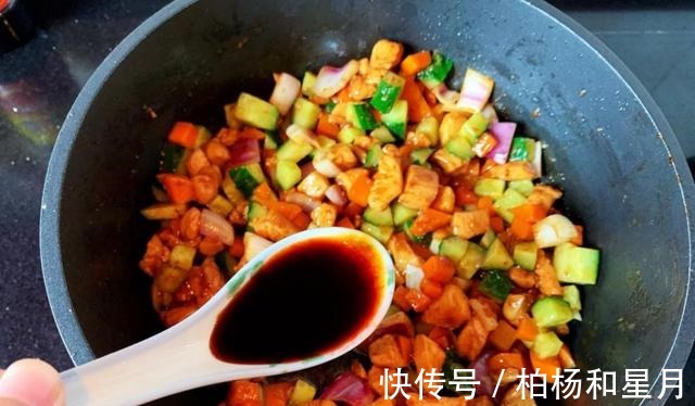 洋葱|小孩子也能吃的宫保鸡丁,清淡下饭还美味!