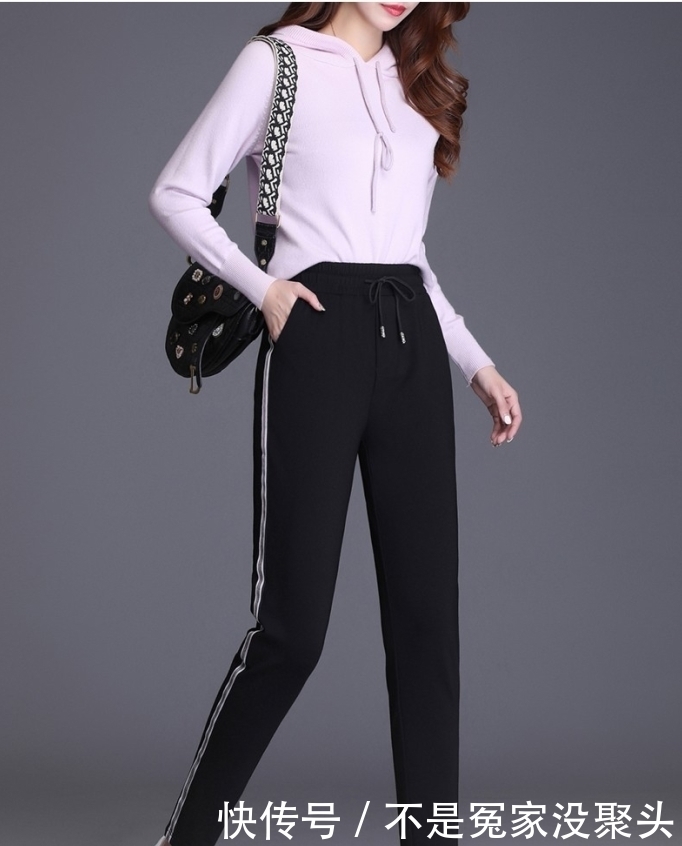 今年火了一种裤子:“加绒裤”,也叫“暖腿裤”,显瘦时尚又保暖