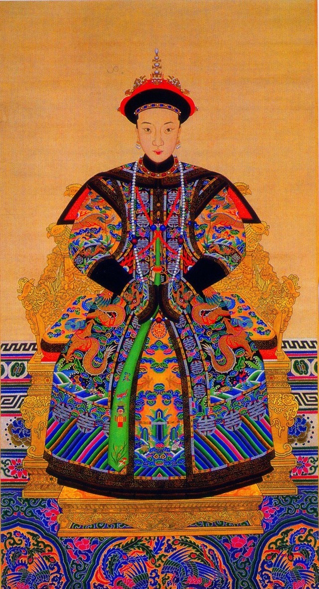 受尽|她是慈禧最喜欢的儿媳，受尽恩宠，却16岁守寡直至终老！