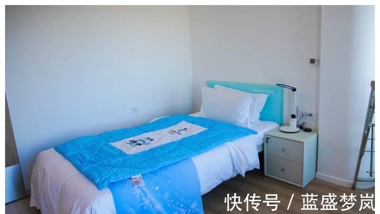 萨默尔|牌面!美国选手体验北京奥运村遥控床八种模式 比东京强多了!