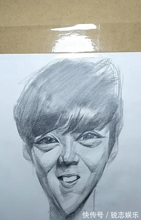 学渣$美术考试的最后5分钟,学渣再现“神操作”,鹿晗看了想打人